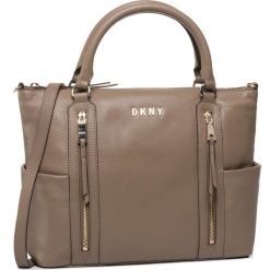 Torebka DKNY - Tappen Satchel R94DAF90 Dune 269. Brązowe torebki klasyczne damskie DKNY, bez wzorów, ze skóry, klasyczne, bez dodatków. Za 1399,00 zł.