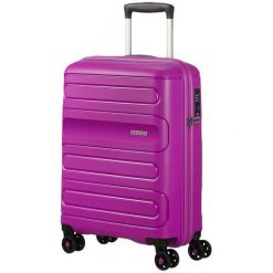 American Tourister Walizka Podróżna Sunside 55 Cm Różowa. Różowe walizki American Tourister, bez wzorów, eleganckie. W wyprzedaży za 306,00 zł.
