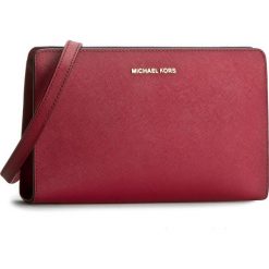 Torebka MICHAEL KORS - Jet Set Travel 32F6GTVC3L Cherry. Czerwone listonoszki damskie marki Michael Kors. W wyprzedaży za 459,00 zł.
