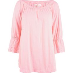 Shirt bawełniany z okrągłym dekoltem i ażurowym haftem bonprix pastelowy jasnoróżowy. Różowe koszulki damskie bonprix, z haftami, z bawełny, z okrągłym kołnierzem, bez rękawów. Za 49,99 zł.