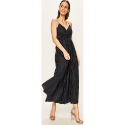 Only - Sukienka. Niebieskie sukienki damskie ONLY, s, bez wzorów, z poliesteru, bez kołnierzyka, bez rękawów, midi, rozkloszowane. W wyprzedaży za 99,90 zł.