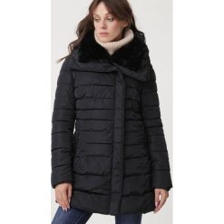 Czarna Kurtka Back in Black. Czarne kurtki damskie Born2be, na zimę, s, bez wzorów, z puchu, bez kaptura. Za 189,99 zł.