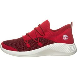 Buty sportowe "Fly Roam" w kolorze czerwonym. Buty sportowe damskie Timberland. W wyprzedaży za 322,95 zł.