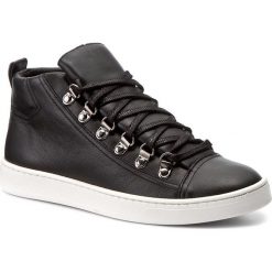 Sneakersy GINO ROSSI - Mariko DTH577-W69-0087-9900-0 99. Czarne półbuty damskie Gino Rossi, na co dzień, bez wzorów, ze skóry, bez obcasa, na płaskiej podeszwie, bez zapięcia. W wyprzedaży za 209,00 zł.
