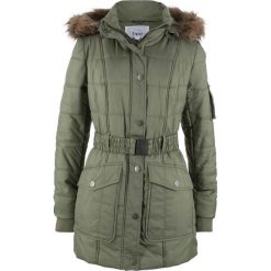 Kurtka parka pikowana z wstawką ze sztucznego futerka bonprix oliwkowy. Zielone kurtki damskie pikowane bonprix, bez wzorów, bez kaptura. Za 89,99 zł.