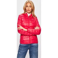 EA7 Emporio Armani - Kurtka puchowa. Różowe kurtki damskie EA7 Emporio Armani, s, bez wzorów, z materiału, krótkie, z kapturem. Za 699,90 zł.