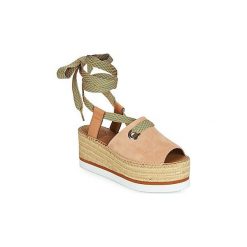 Espadryle See by Chloé SB32200A. Różowe espadryle damskie See by Chloé, bez wzorów, bez obcasa. Za 839,20 zł.
