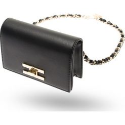 TOREBKA NERKA Elisabetta Franchi. Czarne nerki damskie Elisabetta Franchi, w paski, ze skóry ekologicznej, z tłoczeniem, z aplikacjami. Za 1129,00 zł.