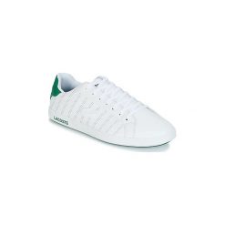Buty Lacoste GRADUATE 318 1. Białe trampki męskie Lacoste, bez wzorów, bez zapięcia. Za 351,20 zł.