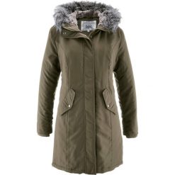 Parka z miękkim sztucznym futerkiem po wewnętrznej stronie bonprix ciemnooliwkowy. Zielone kurtki damskie bonprix, bez wzorów, bez kaptura. Za 199,99 zł.