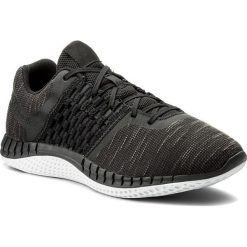 Buty Reebok - Print Run Dist CN0411 Black/Alloy/White. Czarne buty sportowe męskie Reebok, z tworzywa sztucznego, bez zapięcia, do biegania, reebok print. W wyprzedaży za 219,00 zł.