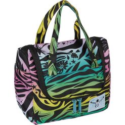 Kosmetyczka "Toiletery" z kolorowym wzorem - 25 x 20 x 12 cm. Szare kosmetyczki męskie marki Chiemsee Bags, w kolorowe wzory. W wyprzedaży za 61,95 zł.