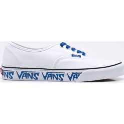 Vans - Tenisówki. Białe trampki męskie marki Vans, z gumy, na sznurówki. W wyprzedaży za 249,90 zł.