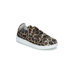 Buty Yurban LABANE. Pomarańczowe trampki i tenisówki damskie Yurban, bez wzorów, bez zapięcia. Za 329,00 zł.