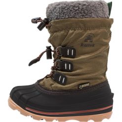 Kamik CARMACKGTX Śniegowce khaki. Zielone buty zimowe damskie marki Kamik, z materiału. Za 419,00 zł.