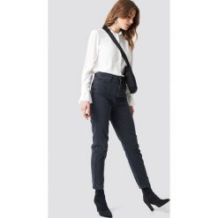 Spodnie damskie: Trendyol Jeansy mom z wysokim stanem - Black