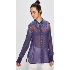 Desigual - Koszula. Fioletowe bluzki damskie Desigual, na co dzień, s, bez wzorów, z poliesteru, bez kołnierzyka, z długim rękawem. W wyprzedaży za 219,90 zł.