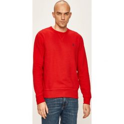 Polo Ralph Lauren - Bluza. Czerwone bluzy męskie Polo Ralph Lauren, xl, bez wzorów, z bawełny, z okrągłym kołnierzem, bez rękawów, bez kaptura. W wyprzedaży za 399,90 zł.