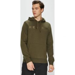 Review - Bluza. Zielone bluzy męskie marki Review, xxl, z nadrukiem, z bawełny, z kapturem. W wyprzedaży za 99,90 zł.