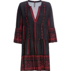 Sukienka szmizjerka bonprix czarno-czerwony wzorzysty. Czarne sukienki damskie bonprix, bez wzorów, z dekoltem w serek, bez rękawów, szmizjerki. Za 119,99 zł.