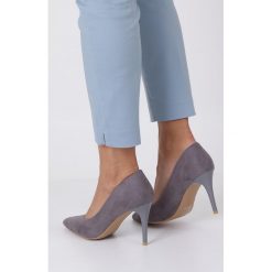 Szare szpilki czółenka ze skórzaną wkładką casu d189x5/g. Szare czółenka damskie Casu, do pracy, bez wzorów, eleganckie, bez obcasa, na szpilce, bez zapięcia. Za 99,99 zł.
