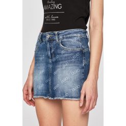 Liu Jo - Spódnica jeansowa. Niebieskie spódniczki damskie Liu Jo, na co dzień, bez wzorów, z elastanu, mini, proste. Za 569,90 zł.