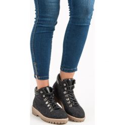 Modne filcowe traperki ALIYAH. Czarne botki damskie marki Bestelle. Za 49,99 zł.
