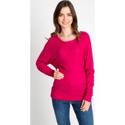 Różowy sweter z ozdobnym splotem QUIOSQUE. Różowe bez kategorii QUIOSQUE, na jesień, ze splotem, z okrągłym kołnierzem. W wyprzedaży za 49,99 zł.