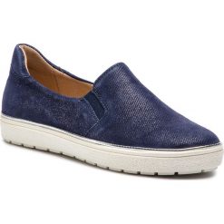Tenisówki CAPRICE - 9-24662-22 Blue Jeans Sue 802. Niebieskie półbuty damskie Caprice, na co dzień, bez wzorów, z jeansu, bez obcasa, na płaskiej podeszwie, bez zapięcia. W wyprzedaży za 189,00 zł.