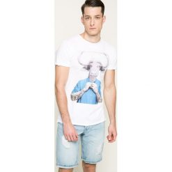 T-shirty męskie z nadrukiem: Sky Rebel – T-shirt