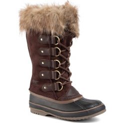 Śniegowce SOREL - Joan of Arctic NL3481 Cattail 908. Pomarańczowe kozaki damskie Sorel, na zimę, ze skóry, bez zapięcia. W wyprzedaży za 439,00 zł.