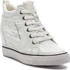 Sneakersy CALVIN KLEIN JEANS - Ritzy RE9850 White. Białe półbuty damskie marki Calvin Klein Jeans, z jeansu. Za 569,00 zł.