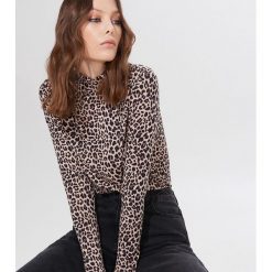 Bluzka z wiskozy - Brązowy. Pomarańczowe bluzki damskie Mohito, s, z wiskozy. Za 59,99 zł.