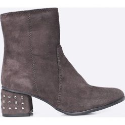 Botki zamszowe: Tamaris – Botki