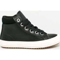 Converse - Trampki dziecięce. Czarne trampki chłopięce Converse, bez wzorów, ze skóry, z okrągłym noskiem, na sznurówki. W wyprzedaży za 179,90 zł.