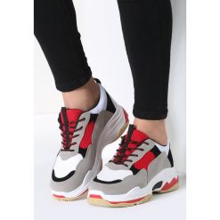 Biało-Czerwone Sneakersy Too Young. Czerwone sneakersy damskie marki other, z materiału. Za 89,99 zł.