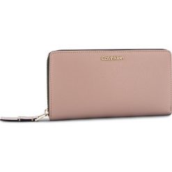 Duży Portfel Damski CALVIN KLEIN - Frame Large Zip Arou K60K604497 007. Brązowe portfele damskie Calvin Klein, ze skóry ekologicznej. Za 299,00 zł.