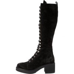 Janet Sport Kozaki na platformie elena black. Czarne buty zimowe damskie Janet Sport, z materiału, na platformie. Za 1049,00 zł.