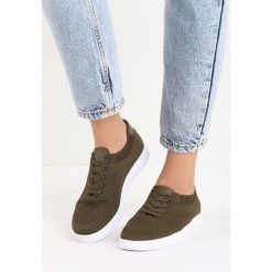 Brązowe Buty Sportowe Socksy. Brązowe buty sportowe damskie marki Born2be, z materiału. Za 44,99 zł.