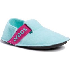Kapcie CROCS - Classic Slipper K 205349 Ice Blue. Niebieskie sandały dziewczęce Crocs, z tworzywa sztucznego, bez zapięcia. Za 99,00 zł.