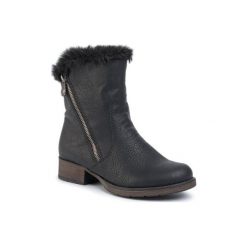 RIEKER Z9572-00. Czarne botki damskie Rieker, ze skóry, bez obcasa, bez zapięcia. Za 279,99 zł.