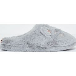 Etam - Kapcie Mousse. Szare kapcie damskie Etam, z gumy. Za 69,90 zł.
