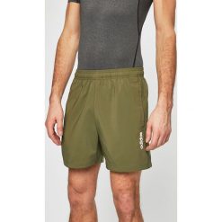 Adidas Performance - Szorty. Zielone spodenki sportowe męskie adidas Performance, m, z nadrukiem, z bawełny, sportowe. W wyprzedaży za 79,90 zł.