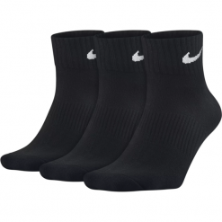Skarpety Nike Lightweight Quarter 3pak SX4706-001. Skarpetki damskie Nike, bez wzorów, z bawełny. Za 49,99 zł.