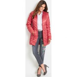 Dżinsy z haftem bonprix szary denim. Szare jeansy męskie z dziurami bonprix. Za 119,99 zł.