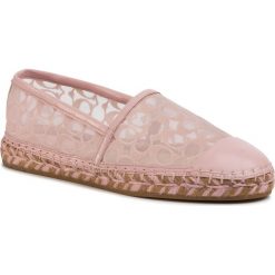 Espadryle COACH - Cleo Esp Sig C Mesh G4819 11002151 Aurora. Różowe espadryle damskie Coach, na co dzień, bez wzorów, ze skóry, bez obcasa, na płaskiej podeszwie, bez zapięcia. Za 539,00 zł.