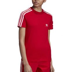 ADIDAS 3-STRIPES TEE > ED7531. Bluzki sportowe damskie Adidas, z aplikacjami, z bawełny, z klasycznym kołnierzykiem, z krótkim rękawem, krótkie, bez kaptura. Za 119,99 zł.