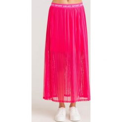 SPÓDNICA Liu Jo Sport. Czerwone spódniczki damskie Liu Jo Sport, na imprezę, s, bez wzorów, sportowe, krótkie, midi, rozkloszowane. Za 384,30 zł.