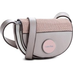 Listonoszki damskie: Torebka CALVIN KLEIN BLACK LABEL – Sily4 Mini Half Moon Crossbody K60K602503 069
