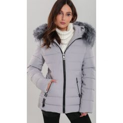 Szara Kurtka Fairmount. Szare kurtki damskie Renee, na zimę, s, w paski, klasyczne, długie, bez kaptura. Za 209,99 zł.
